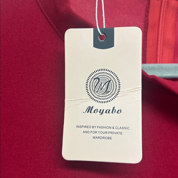 NWT-Red Short Sleeve Dress - Picture 3 of 6